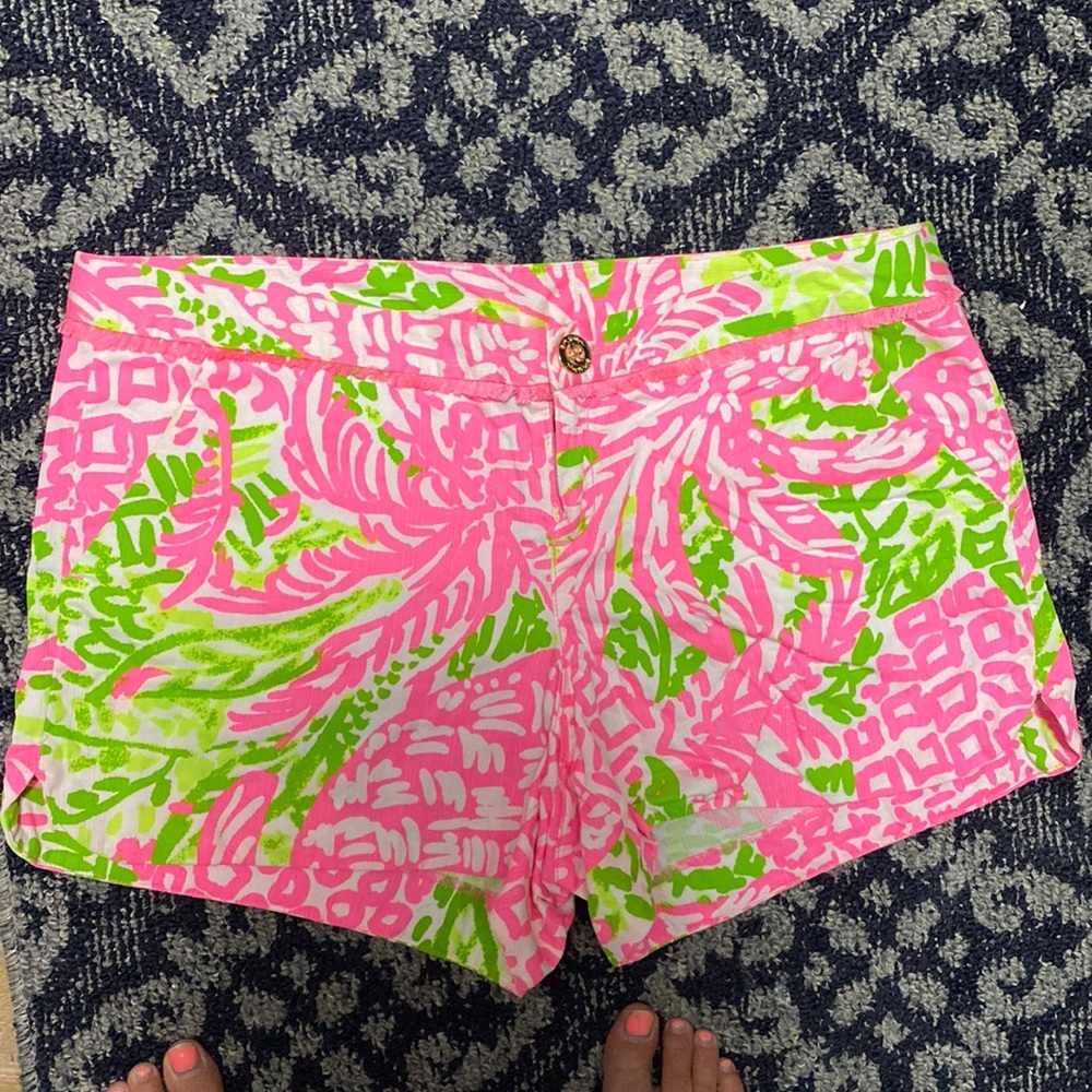 Lilly Pulitzer Shorts - Size 8